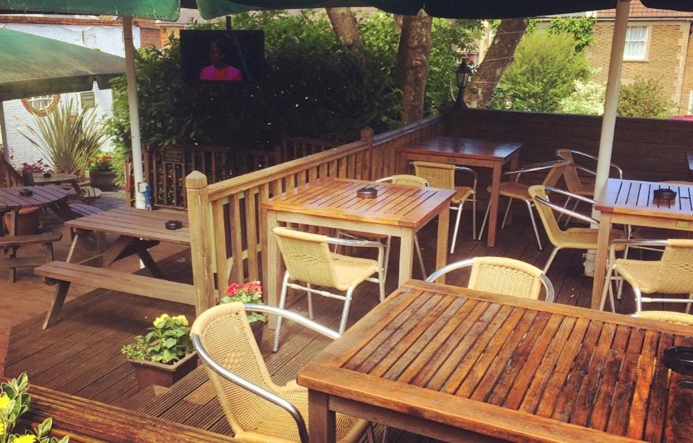 The Wheatsheaf Inn Cuckfield Zewnętrze zdjęcie